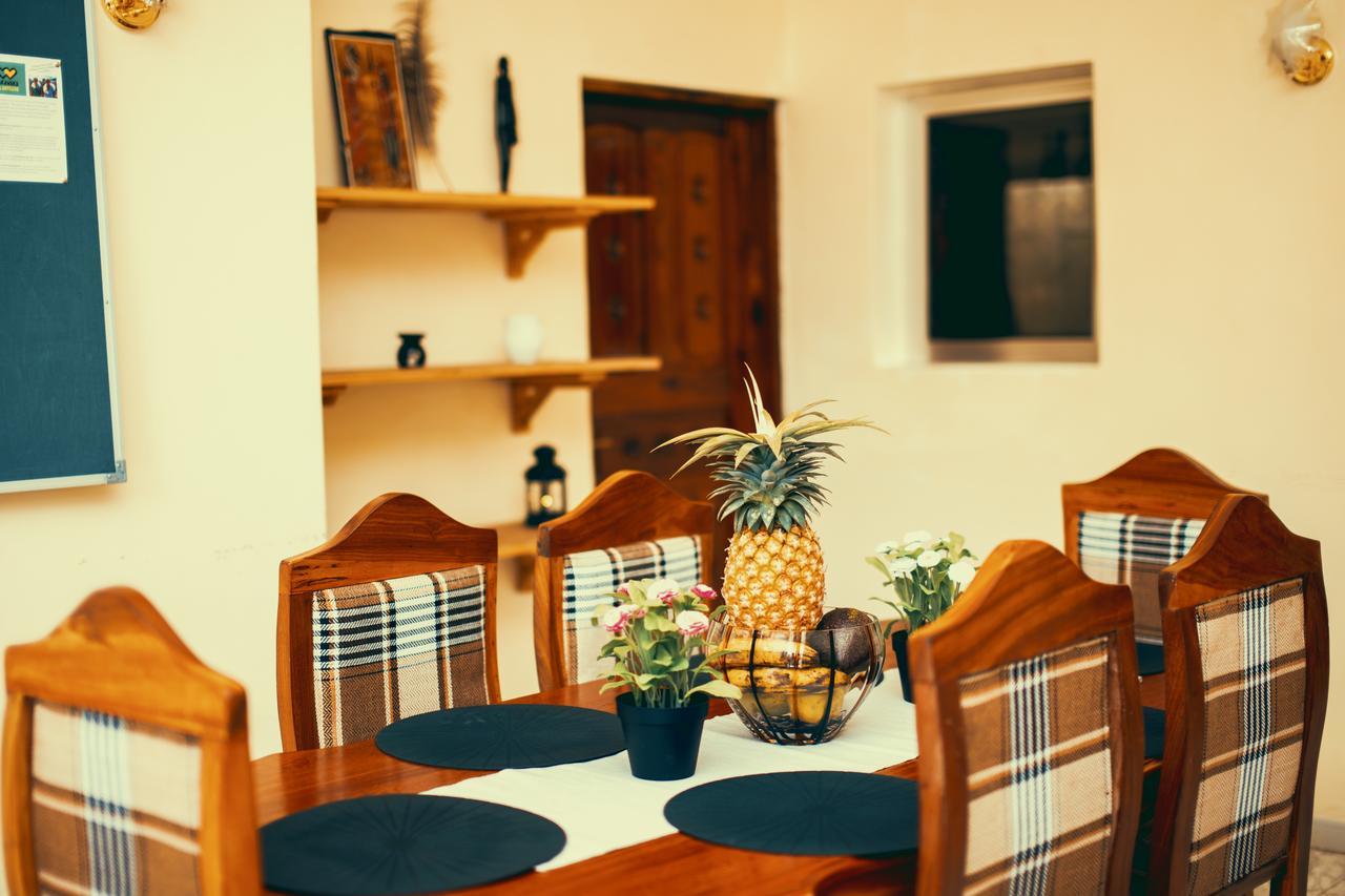 Wakawaka Hostel Arusha Exteriör bild